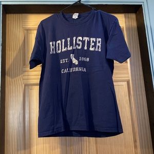 Hollister tee